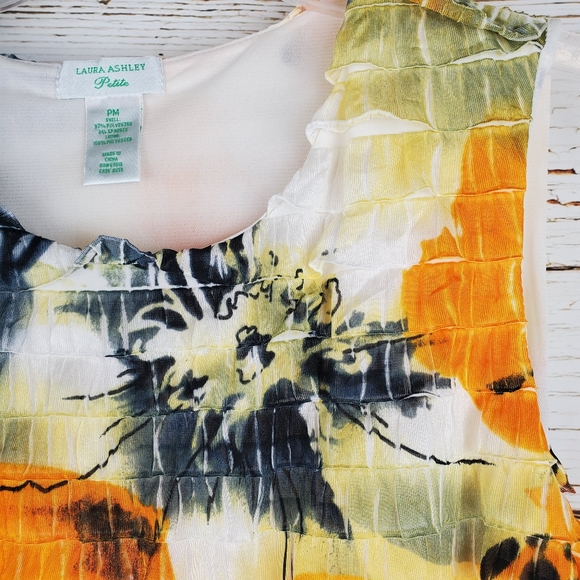 Laura Ashley Ruffled Sleeveless Top - Picture 4 of 5